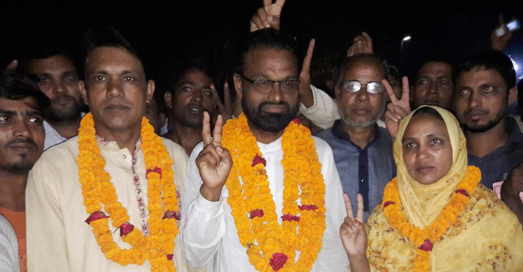 নৌকার চেয়ে তিনগুণ বেশি ভোটে ধানের শীষের জয়