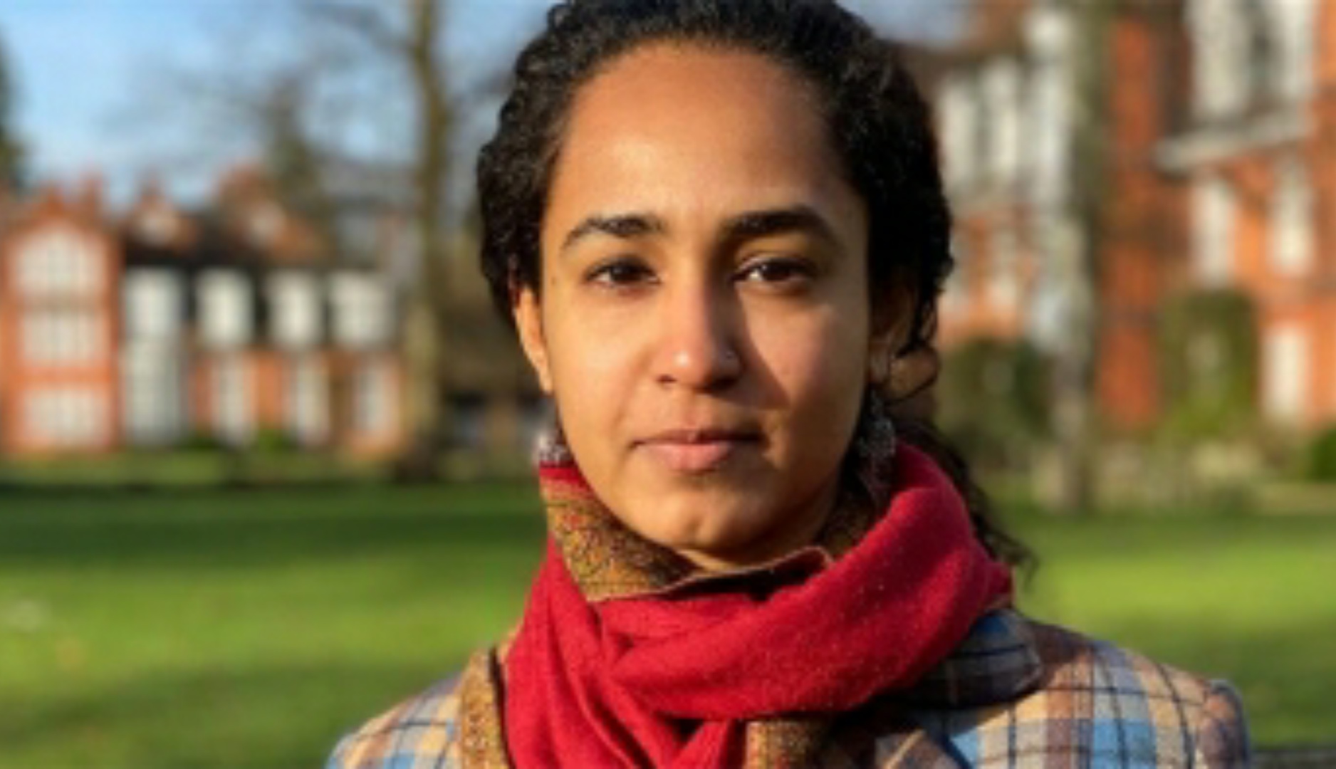 ক্যামব্রিজের সেই ‘অসাধারণ’ সমাজবিজ্ঞানীকে নাগরিকত্ব দিচ্ছে না ব্রিটেন