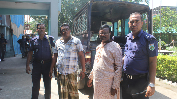 গরিবের ৫৬০ বস্তা চালসহ আ’লীগ চেয়ারম্যান গ্রেফতার