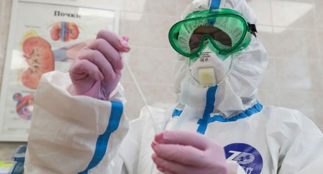 গুপ্তচরদের টার্গেট করোনার টিকা তৈরির গবেষণার তথ্য