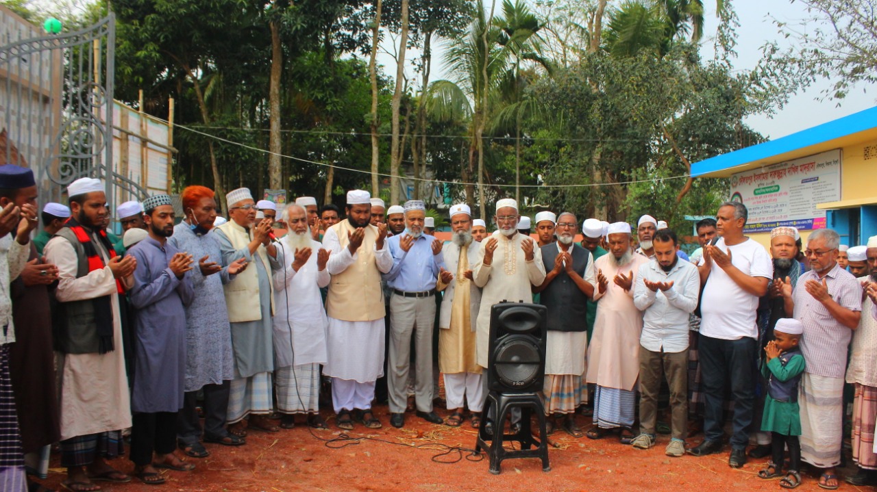 বিশ্বনাথে দৌলতপুর দারুচ্ছুন্নাহ্ দাখিল মাদ্রাসার নতুন ভবনের ভিত্তিপ্রস্তর স্থাপন