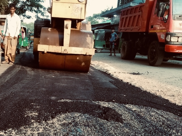 বিশ্বনাথ উন্নয়নে দুর্নীতিঃ বিশ্বনাথ রামপাশা-লামাকাজি সড়কে সাগর চুরি