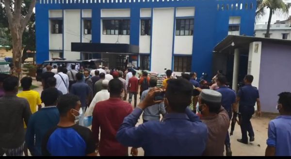 সুমেল খুনের ঘটনায় বিশ্বনাথে বিক্ষোভ, হত্যাকারী সাইফুলকে গ্রেফতারের দাবি